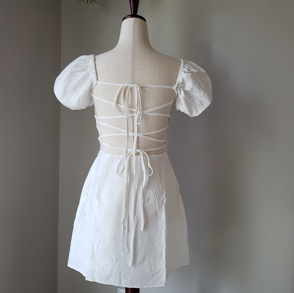 White Puff Sleeve Square Neck Lace Up Back A-line Mini Dress - Picture 4 of 9